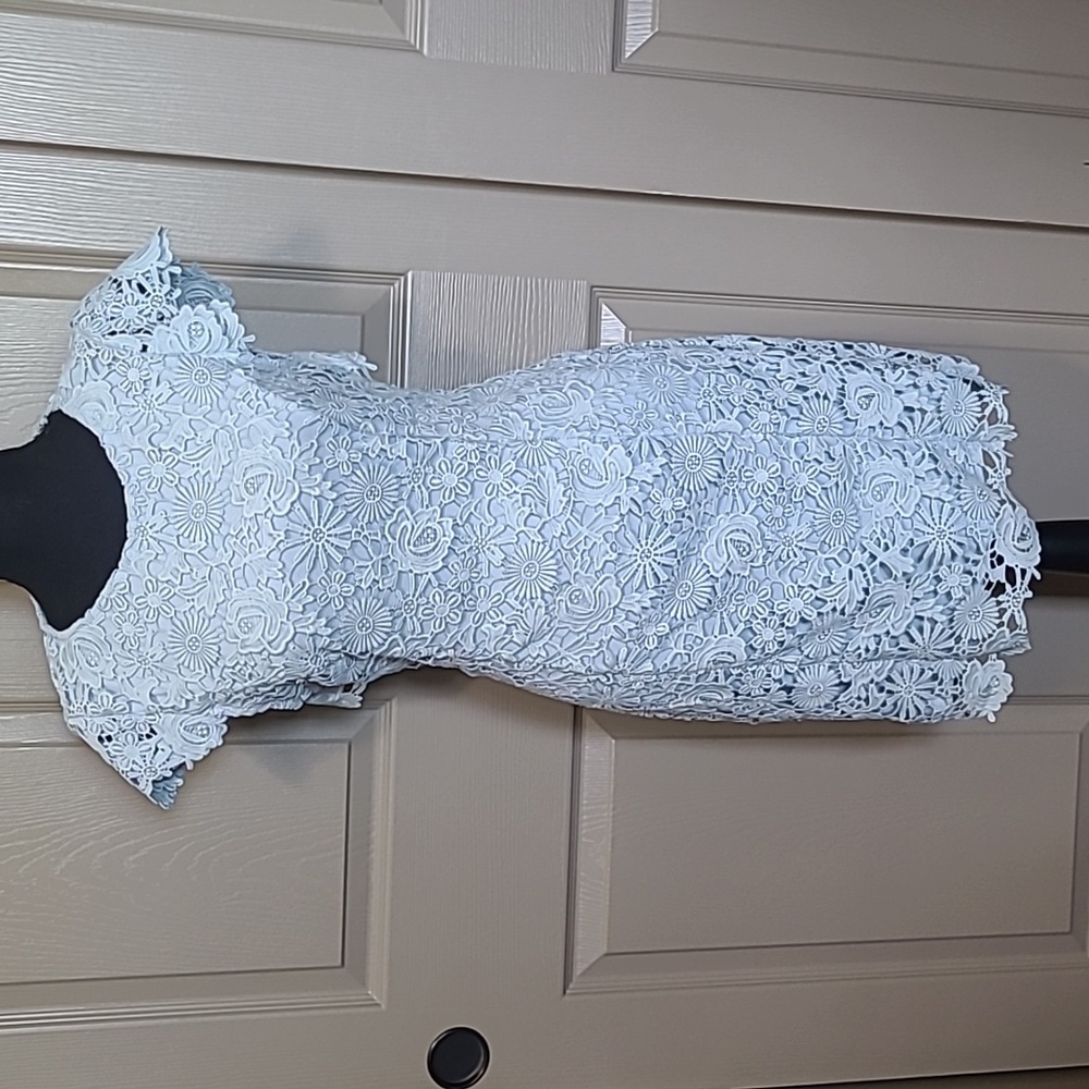NWOT LULU'S Sky blue lace open back boho dress size small